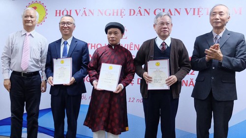 37 công trình, tác phẩm được trao Giải thưởng Văn nghệ dân gian năm 2022