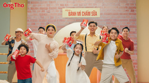 Cuối năm, Jun Phạm, chị Cano rủ nhau mua vé về "Bảo Tàng Tuổi Ther" tạo sóng cộng đồng mạng