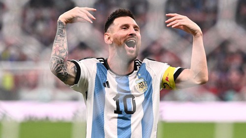 Messi vỡ òa hạnh phúc khi giúp Argentina vào chung kết World Cup 2022