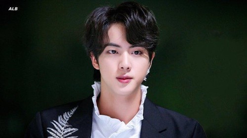 ARMY lo lắng về bệnh dị ứng của Jin BTS với đồ ăn trong quân ngũ