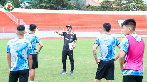 CLB Bình Định tạm thoát nguy cơ giải thể