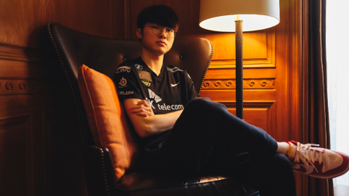 Faker tiết lộ lý do thực sự sau quyết định ở lại T1