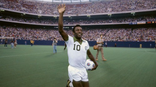 Vì sao Pele được gọi là 'Vua bóng đá'?