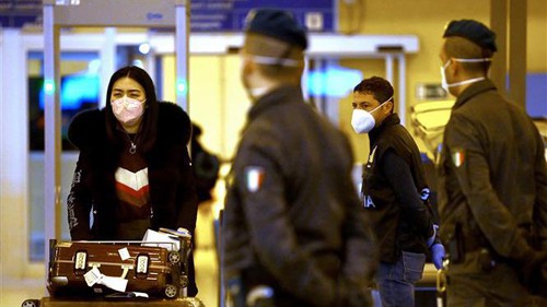 Giới chức EU cảnh báo các biến thể mới của SARS-CoV-2