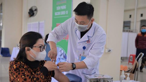 Ca mắc Covid-19 giảm còn 204, thấp nhất trong hơn một tháng qua