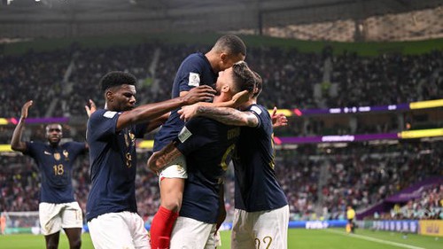 Điểm nhấn Pháp 3-1 Ba Lan: Giroud đi vào lịch sử, Mbappe vượt Pele