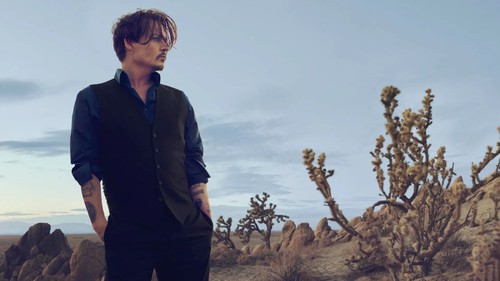 Tuổi 59 của Johnny Depp: Từ vụ ly hôn chấn động toàn cầu đến ngôi sao được tìm kiếm nhiều nhất năm 2022