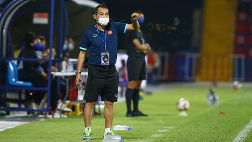 Đề cử giải Cống hiến 2023: HLV Đinh Thế Nam - Người ươm mầm tài năng 