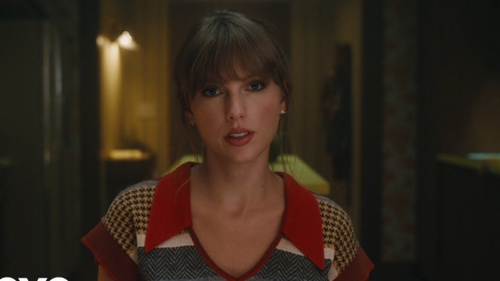 Taylor Swift lội ngược dòng trên Billboard Hot 100