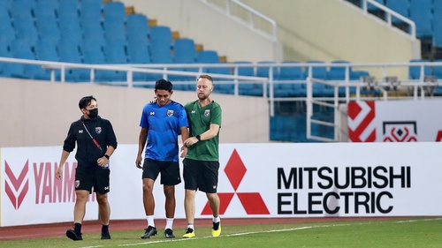 Video AFF Cup 15/1: Teerasil Dangda bỏ ngỏ khả năng thi đấu trận chung kết lượt về AFF Cup 2022