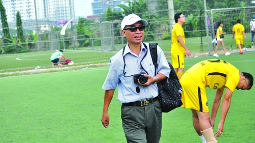 'Chiến dịch' làm thơ World Cup