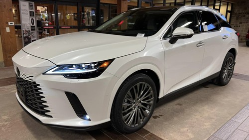 Đại lý hé lộ kế hoạch Lexus RX 2023 về Việt Nam: Ra mắt tháng 1 nhưng bàn giao sau, giá dự kiến từ 3,43 tỷ đồng