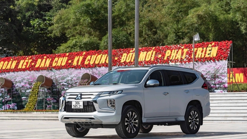 Nhân viên ngân hàng đánh giá Mitsubishi Pajero Sport 2022 bản chở tiền: Cắt quá nhiều ‘option’ nhưng vẫn đáng giá