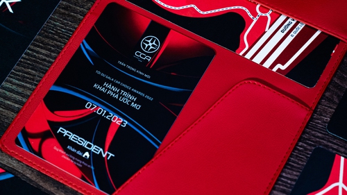 Trên tay thiệp mời Gala Car Choice Awards 2022: Quét ảnh 3D, phụ kiện thiết kế hướng tới người dùng