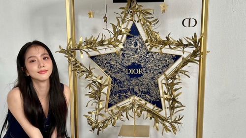 Cách các nhãn hiệu xa xỉ 'đối xử' với sinh nhật Jisoo Blackpink: Gió đã xoay chiều!