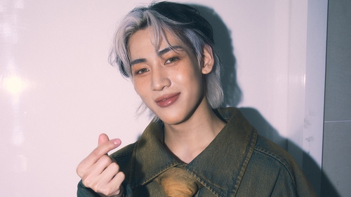 "Bạn thân Lisa" tổ chức concert ở TP.HCM, hát cả ca khúc Việt tặng fan