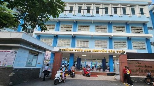 Thành phố Hồ Chí Minh: Kỷ luật cảnh cáo giáo viên có hành vi chưa chuẩn mực