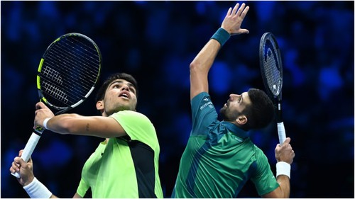 Thắng nhanh Alcaraz, Djokovic gặp lại người thắng mình ở vòng bảng tại chung kết ATP Finals 2023