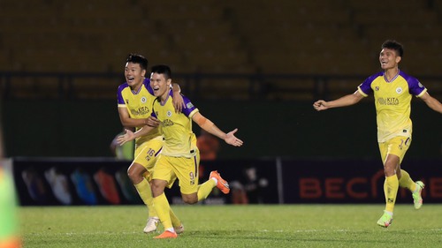 Hà Nội FC khiến HAGL đội sổ