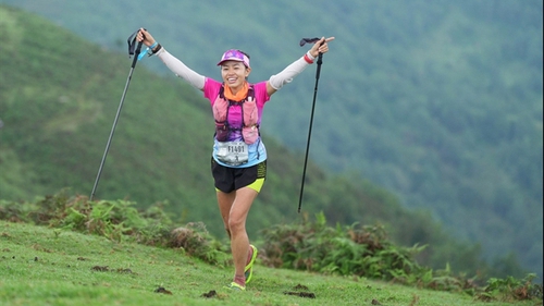 Cô gái Việt Nam được vinh danh trên đất Thái Lan, có biệt danh 'dị nhân làng chạy' vì một điều đặc biệt