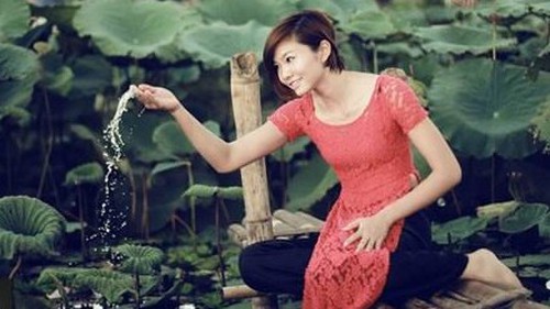 Kiều nữ bóng chuyền Việt Nam từ chối nhận gần 2 tỉ đồng để ở lại đội bóng cũ