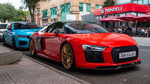 Audi R8 từng của Đông Nhi và Ông Cao Thắng sau 6 năm qua tay 6 đời chủ nhưng trông ngày càng chất