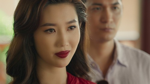 Bị chê diễn tệ, thoại khô cứng không bằng dàn diễn viên phụ 'Nữ Chủ', Thúy Ngân đáp trả thế nào?