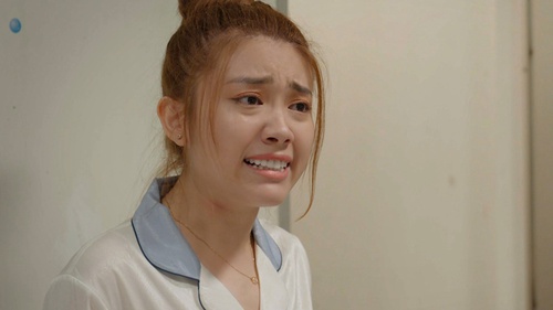 Bị chê cau có khó ưa, nữ diễn viên phim VTV lên tiếng: 'Cơ lông mày của tôi bị tật!'