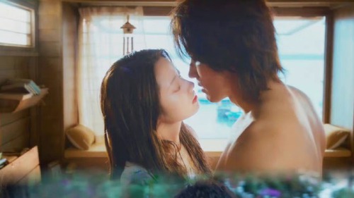 Nữ chính có mối tình 'chú cháu' nóng bỏng nhất hiện tại: Từng ra sức quyến rũ Dương Dương, đóng với ai cũng dính tin hẹn hò