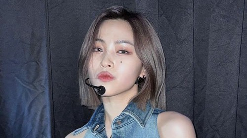 8 thần tượng K-pop khiến bạn muốn cắt tóc ngắn