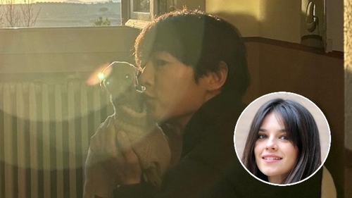 Song Joong Ki qua ống kính của vợ bầu: Lung linh khó tin, nhìn biểu cảm là biết anh đang chìm trong hạnh phúc