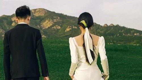 “Lấy chồng đâu phải dễ, nhiều người miệng cứ bảo không muốn lấy chồng nhưng thực tế là không ai lấy mình”