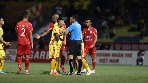 Kết quả bóng đá Khánh Hòa 1-2 Thanh Hóa: Tân binh gục ngã trong ngày mở màn