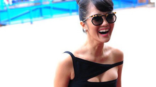 Diva Hồng Nhung: Quang Dũng cũng đến nhà Trịnh Công Sơn, may nó là con trai tôi mới có cửa để nổi