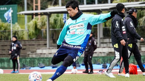 Yokohama FC gặp đối thủ mạnh, Công Phượng có sáng cửa đá chính?