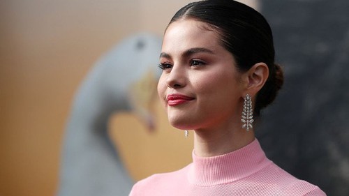 Selena Gomez rời mạng xã hội một ngày sau khi trở thành người được theo dõi nhiều nhất trên Instagram