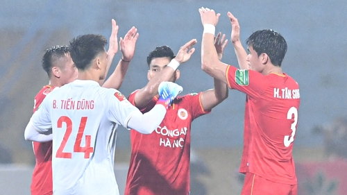 Văn Thanh: 'CAHN không có ngôi sao, đoàn kết giúp đội bóng giành chiến thắng'