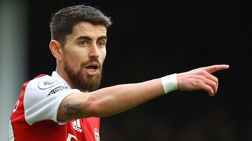 Điểm nhấn Everton 1-0 Arsenal: Jorginho ra mắt kém vui, Man City mừng thầm