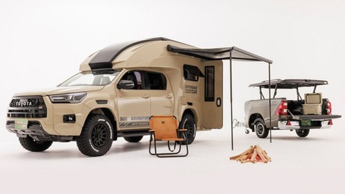 Toyota Hilux đắp thêm cả tỷ đồng biến thành nhà di động: Có đủ phòng ngủ, nhà tắm và cửa sổ trời 'ngàn sao'