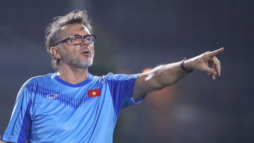 Nỗi lo lớn nhất của HLV Troussier, hóa ra là "gánh nặng" oằn vai mà thầy Park để lại