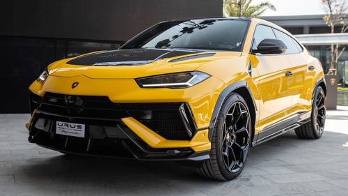 Lamborghini Urus Performante chính hãng ra mắt Việt Nam: Giá 16,5 tỷ đồng chưa tính option, đã có đại gia chịu chi mua chiếc đầu tiên