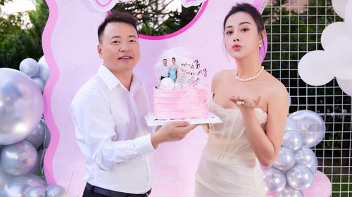 Shark Bình nói rõ thái độ với doanh nhân Đào Lan Hương về chuyện 2 con xuất hiện bên Phương Oanh, đáp trả khi bị netizen mỉa mai tình yêu 