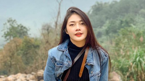 “Hoa khôi” tiếp viên hàng không bức xúc lên tiếng vì bị dùng ảnh câu like, đưa tin sai sự thật