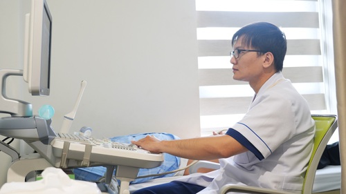 Quan hệ tình dục nhiều có làm thận yếu, nhanh hỏng?