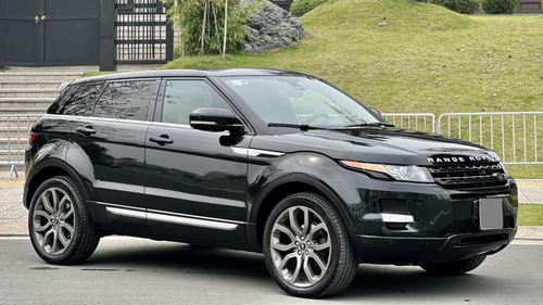 Chiếc Range Rover giá 880 triệu đồng này sẽ khiến người dùng phải cân nhắc thay vì mua Corolla Cross