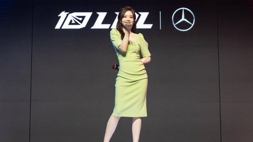 Không phải các đội tuyển, LPL đang 'sống nhờ' dàn nữ MC 'đỉnh của chóp'