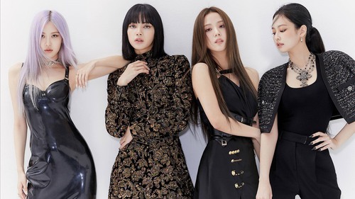 Jisoo solo cần doanh số bao nhiêu để vượt mặt hội chị em Blackpink?