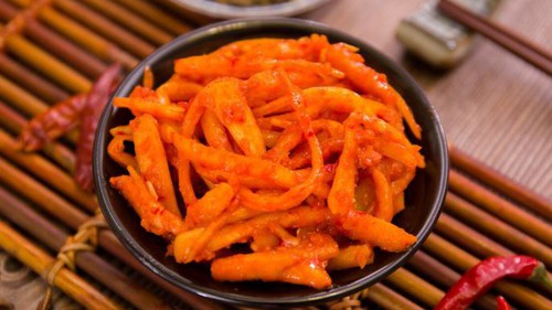 Cô gái 25 tuổi nhập viện trong tình trạng đau bụng, phải cắt nửa lá gan chỉ vì ăn món 'muối chua' hàng ngày