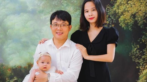 'Vô tinh' bẩm sinh, người đàn ông vỡ òa hạnh phúc đón con đầu lòng sau 4 năm