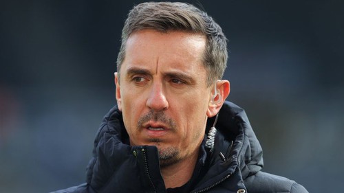 Tin bóng đá MU 12/4: Gary Neville chỉ trích nhà Glazer cực gay gắt